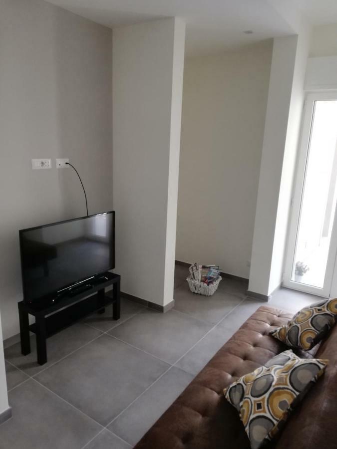 Appartement Dimora San Ferdinando 2 à Bari Extérieur photo